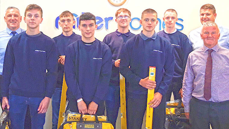 Miller Homes staff and new apprentices