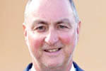 Bruce Robertson, Atelier