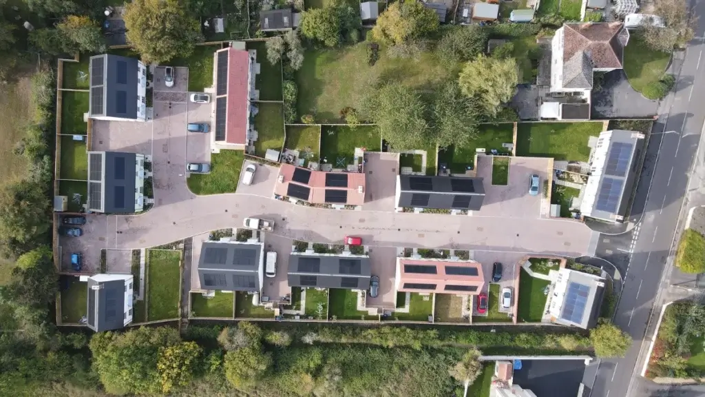 Housebuilders and supply chain partners alike are playing their part in a bid to reach net zero in the housing industry.