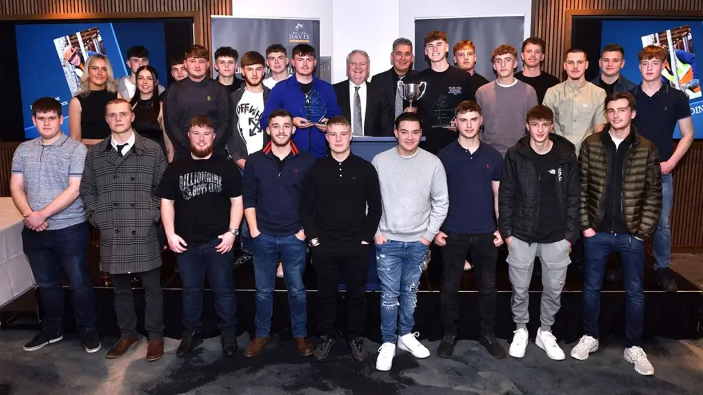 William Davis Homes apprentices and MD Guy Higgins