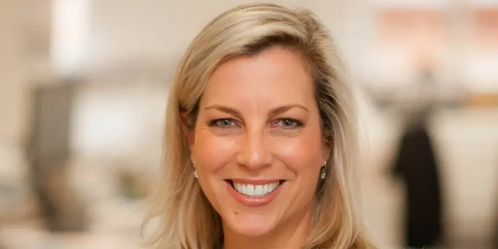 Lesley Roberts, Related Argent