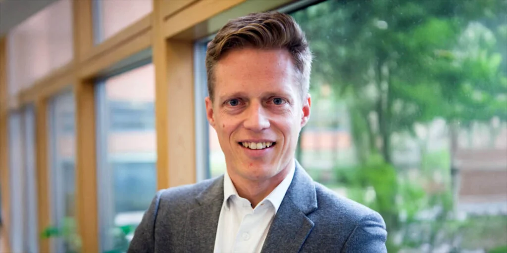 James Saunders, Wates Group