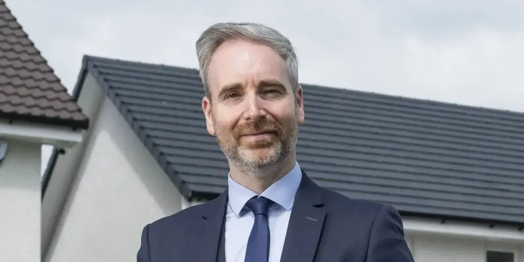 Andy Curran, Barratt Redrow