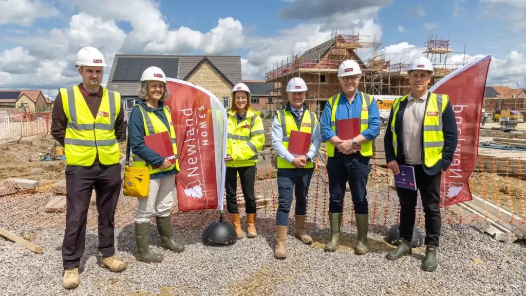 Newland Homes’ latest collection of zero-carbon homes in Wiltshire has been praised by Brian Mathew MP following a recent site visit.