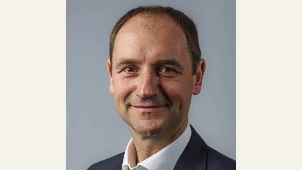 Alex O’dell, VELUX
