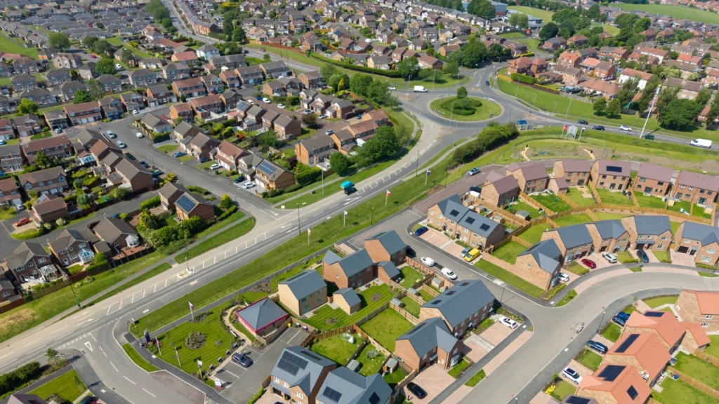 The London Assembly Planning and Regeneration Committee has called for a new 15,000-home scheme in South East London to be approved.