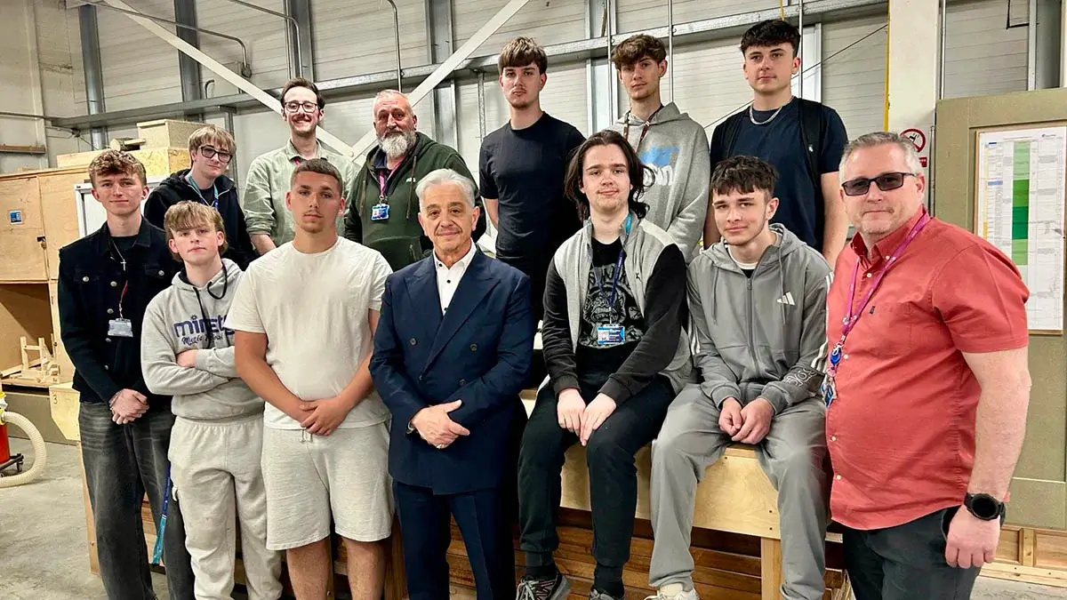 Peter Carpinelli, Bewley, student