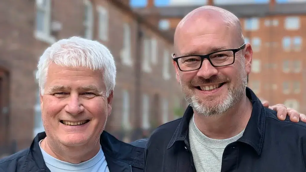 Peter Connolly, John Long, igloo