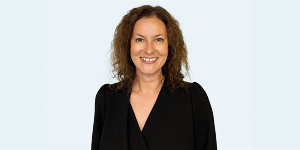 Rebecca Napier, Barratt Redrow