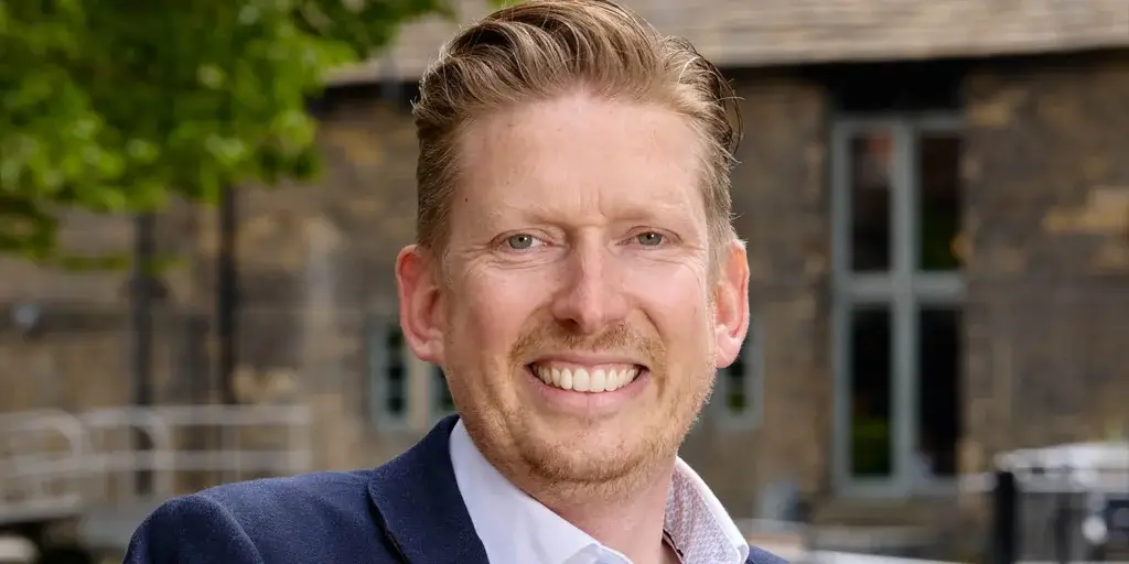 Alex Isted, Lovell