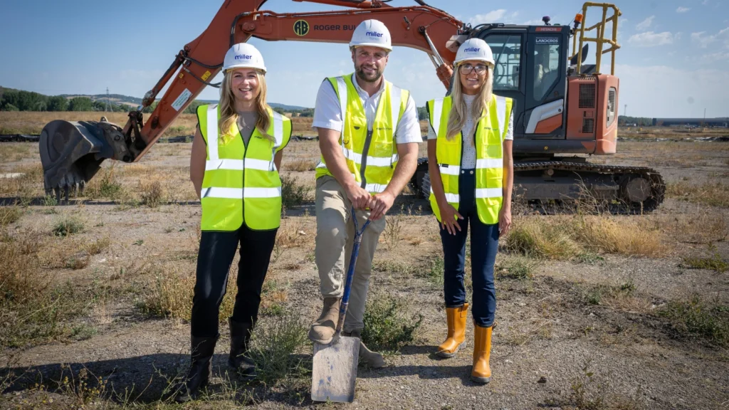 Miller Homes has started work on a new housing scheme at the Glan Llyn consortium near Newport to deliver 222 homes within the project.