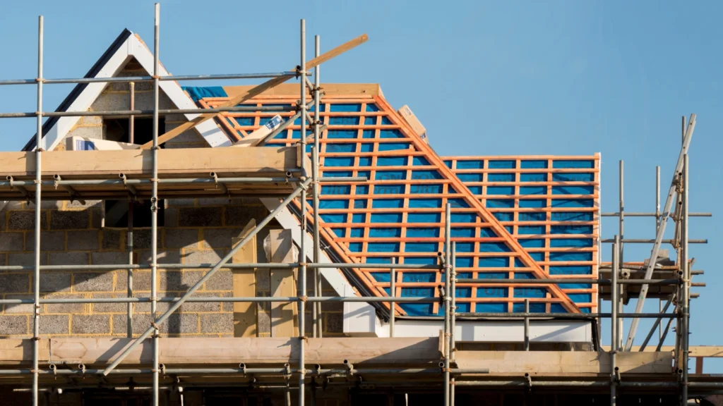 The HBF says that buyers choosing a renovation project could face costs of over £170,000 to bring it up to the standard of new build homes.